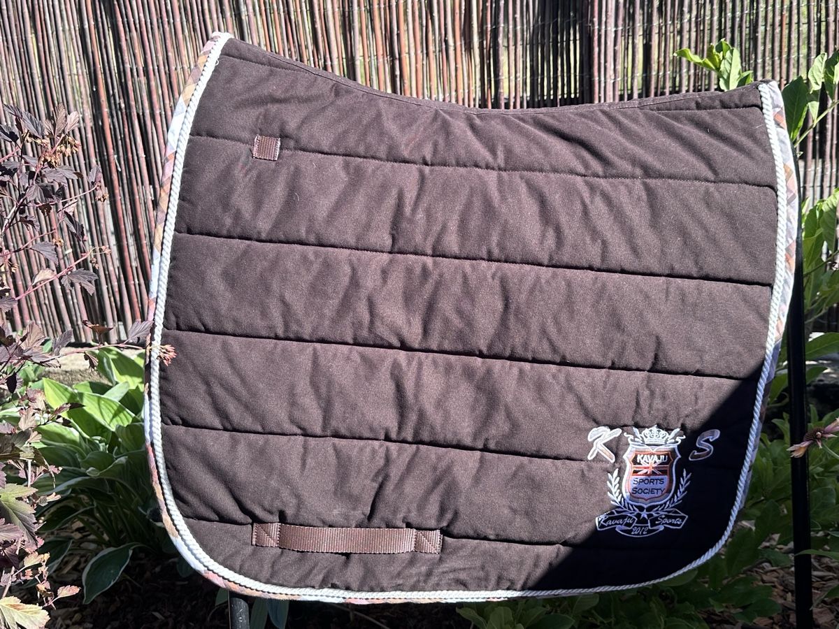 Selle & Accessori: Schabracken Dressur – Usato da Chevenez venduto da Despierta 5