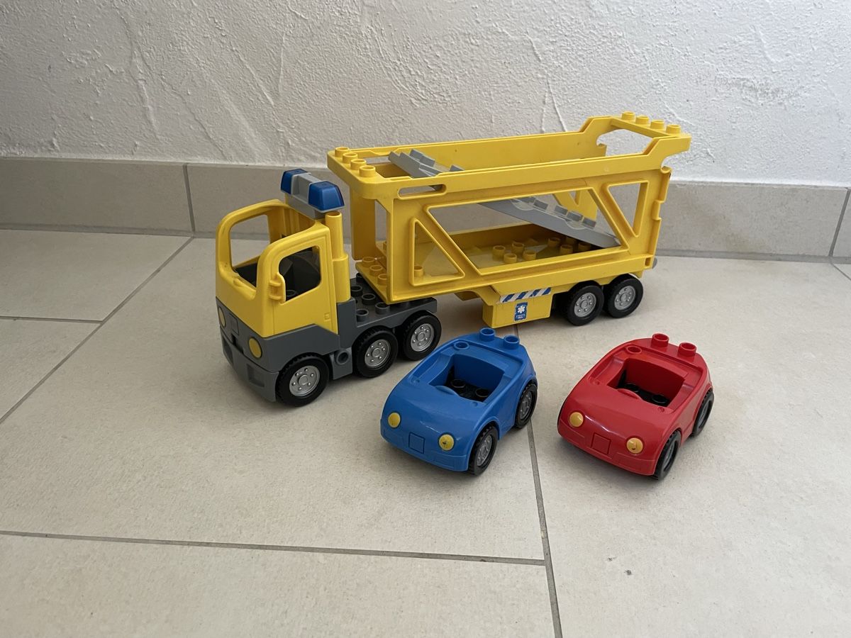 Lego Spielzeuge: Lego Duplo Autotransporter mit 2 Autos – Gebraucht aus Willisau von Kaja24 3