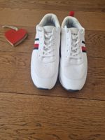 Tommy Hilfiger Sneaker Weiss Grösse 44 guter Zustand