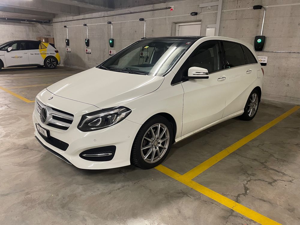 Tolles MERCEDES BENZ B CLASS B 220 CDI 4X4 Automat