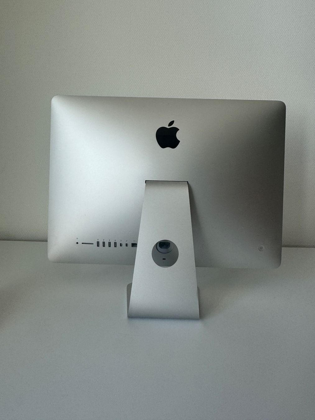Apple PCs: iMac 21,5", late 2012 – D'occasion à St. Gallen par egzon_navit 2