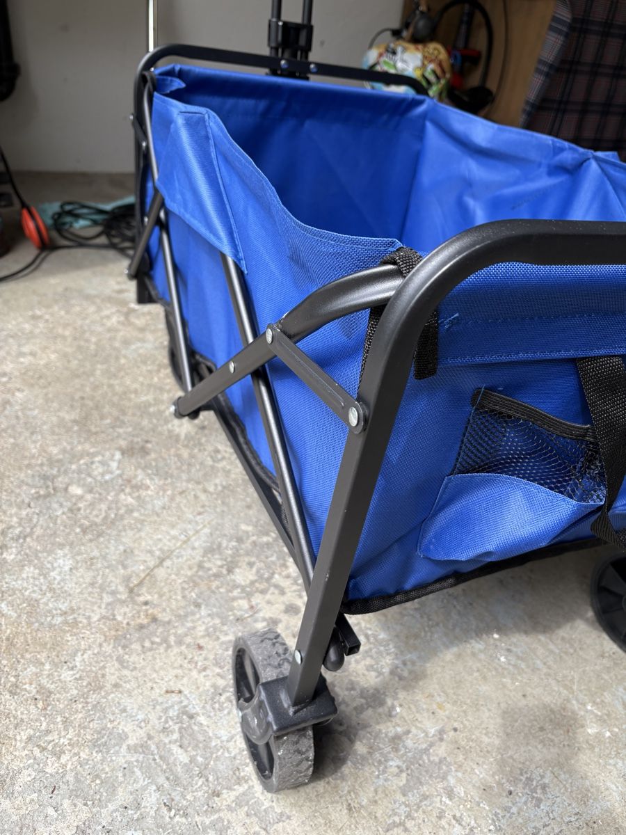 Veicoli per bambini: Bollerwagen blau faltbar – Usato da Frauenfeld venduto da sSteiboeckli 2