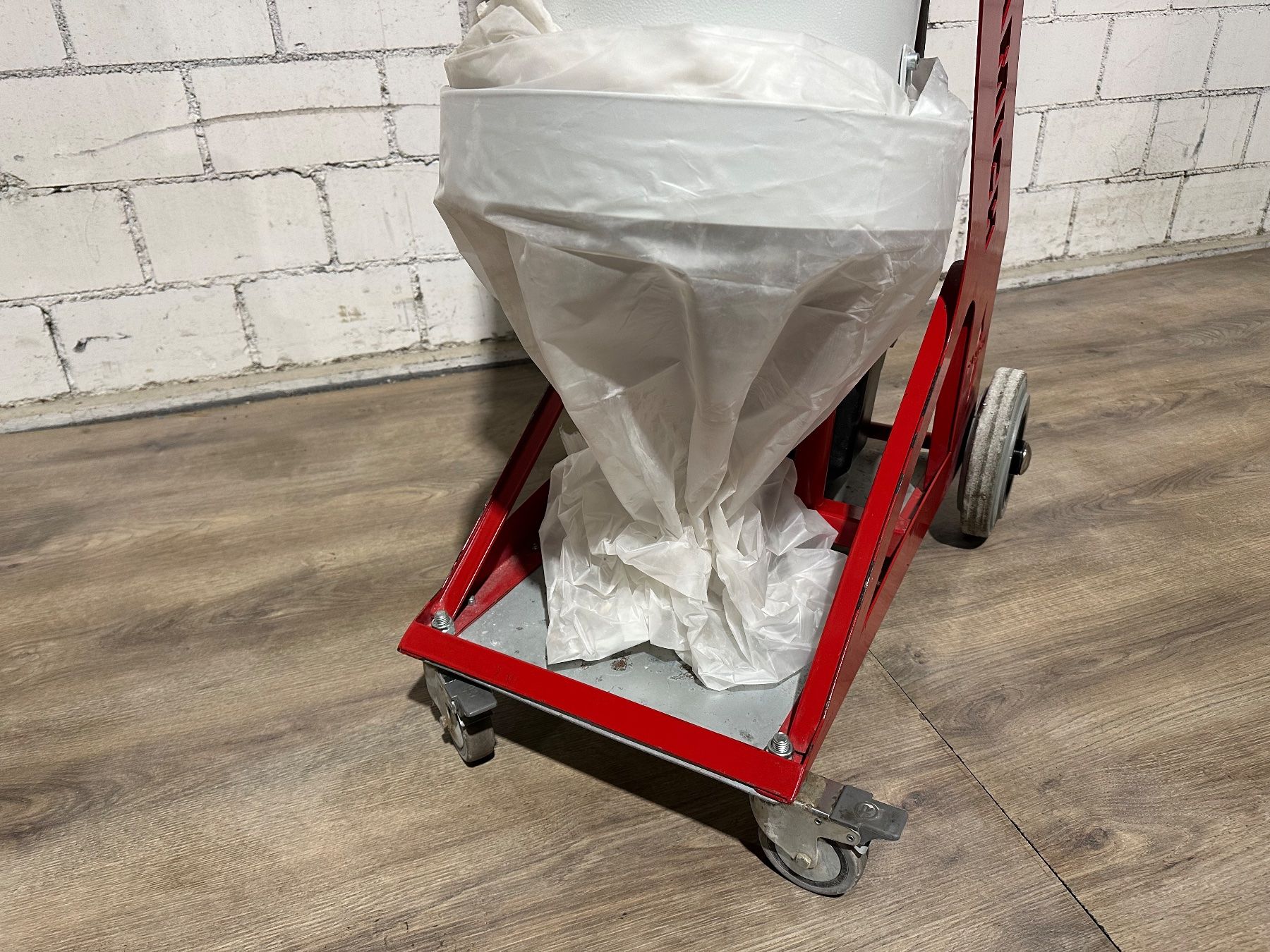 Aspirapolveri & Accessori: Industriestaubsauger Trocken – Usato da Bettwiesen venduto da chili1 7