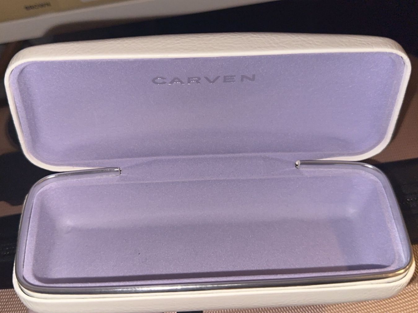 Altro in  Abbigliamento & Accessori: Carven Brillenetui mit Brillentasche – Nuovo (secondo la descrizione) da Oftringen venduto da tola19 1