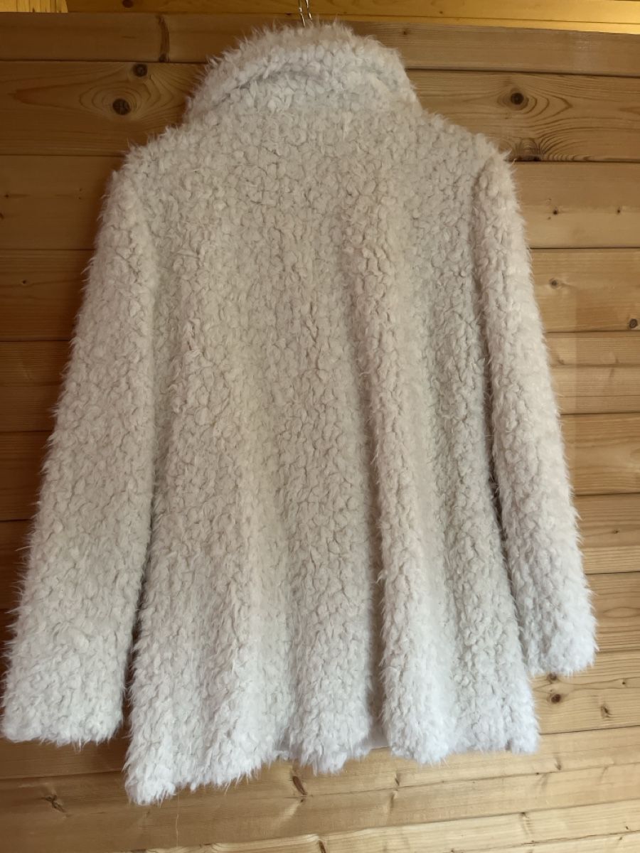 Giacche: Flauschige Jacke, crème weiss, Grösse L – Usato da Wiggen venduto da Zauber_fee 1