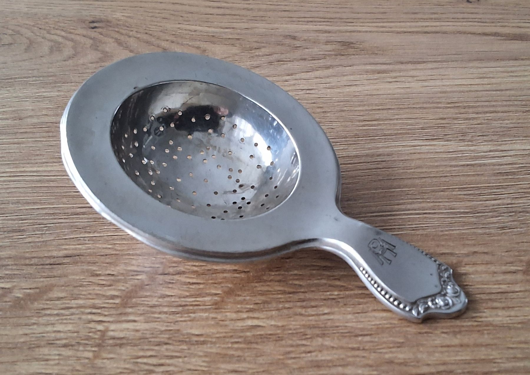 Küchengeräte: Teesieb (Jetzler, Silber 800) – Gebraucht aus Oftringen von Waltereg
