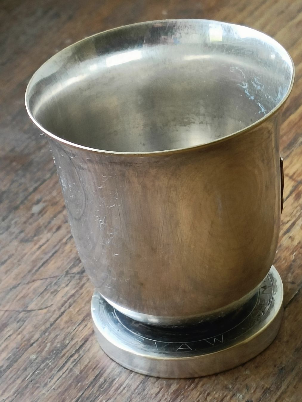 Tasses: Alter Becher / Post Tenebras Lux - Geneve 1942 – D'occasion à Brugg AG par Ente015 2