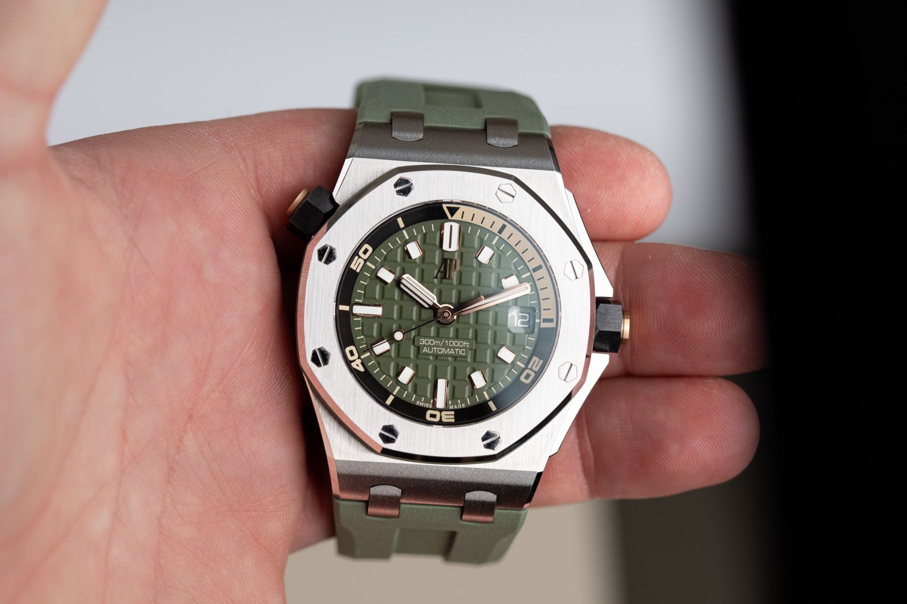 Audemars Piguet Montres: Audemars Piguet Oak Offshore Diver – D'occasion à Zürich par RotthoffWatchGroup 5
