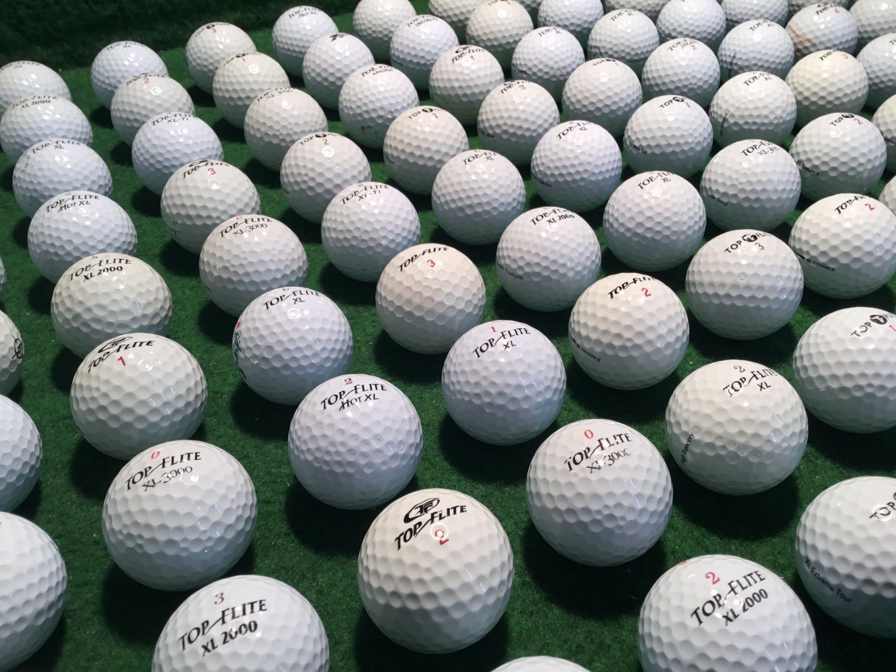 Palloni: 100 Golfbälle Top Flite (schön) – Usato da Bergdietikon venduto da shimano4 3