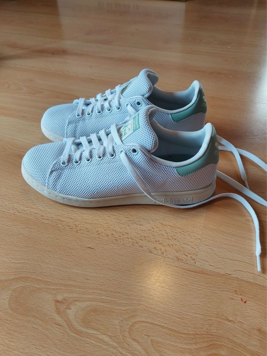 Adidas Damenschuhe: Chaussures Adidas Stan Smith pointure 40 – Gebraucht aus Épalinges von lola_vp_99 6