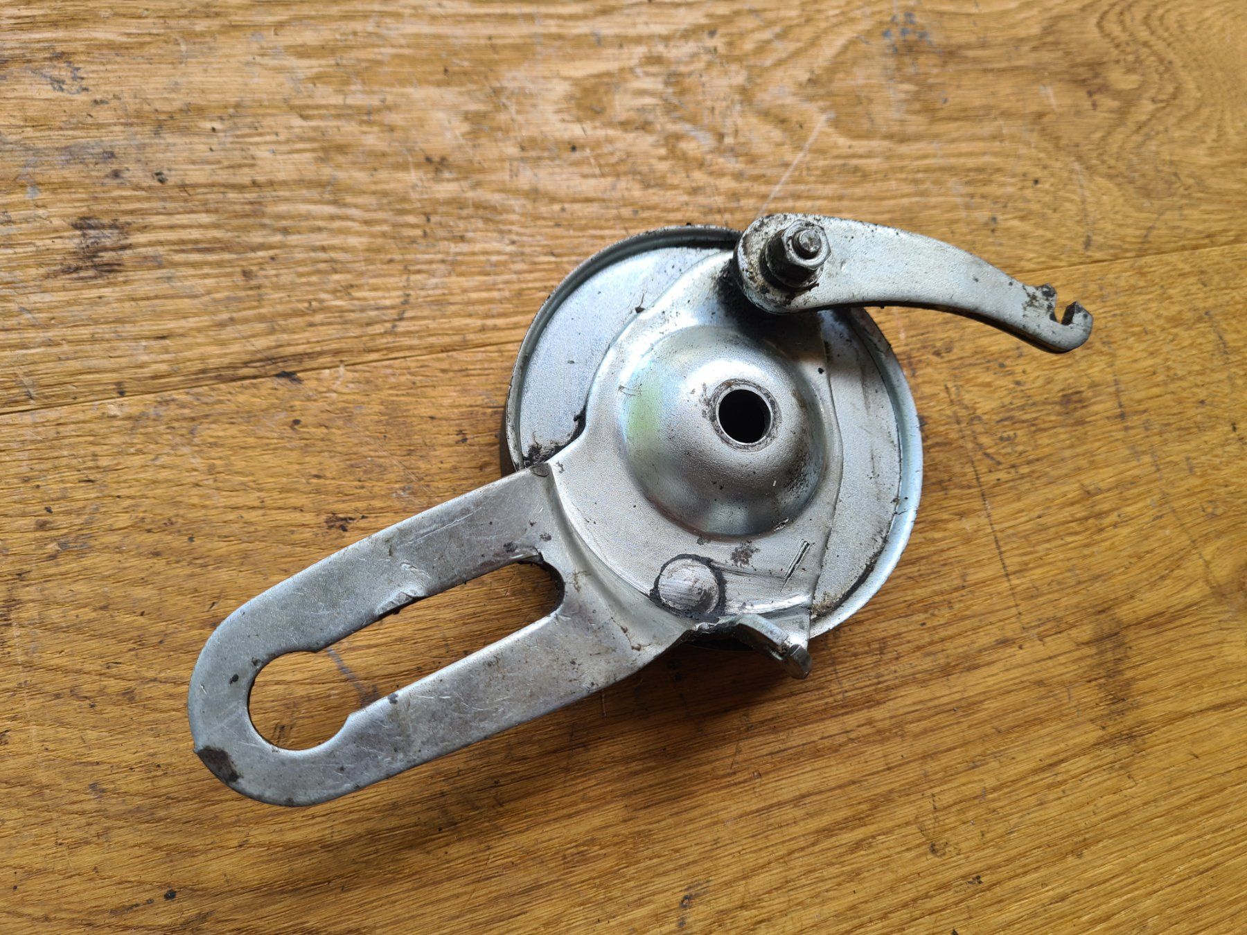 Sachs Ciclomotori: Vorderrad Bremsanker 90 mm – Usato da frümsen venduto da Sailem