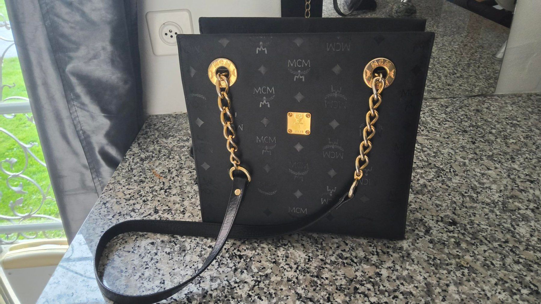 Mcm Borse da donna: wunderschöne MCM Tasche mit langen Henkeln – Usato da Steckborn venduto da JoBox