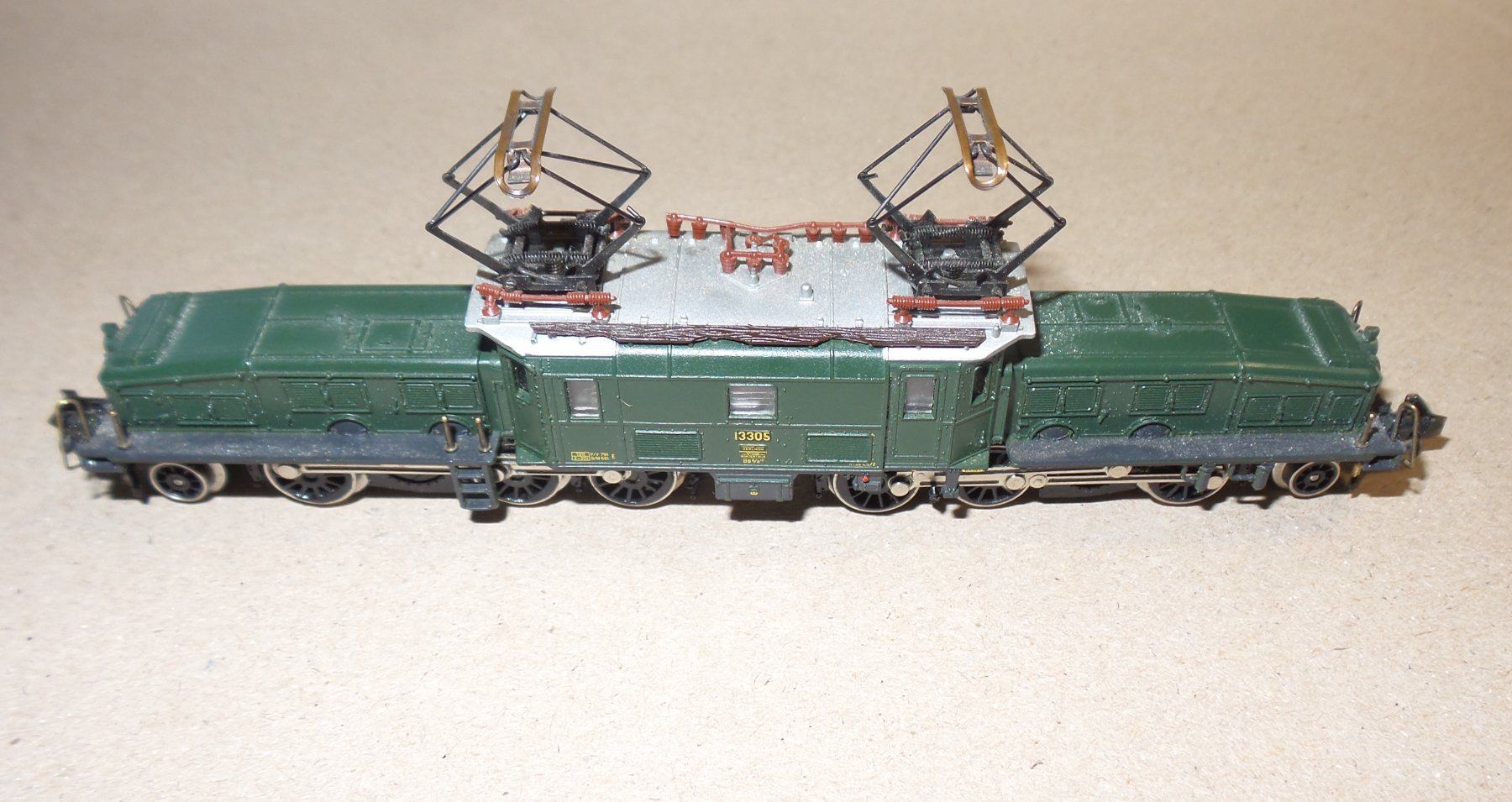 Trix Modellini di ferrovie: Locomotive Crocodile Trix N (défect) – Usato da Bulle venduto da Rockandtoys