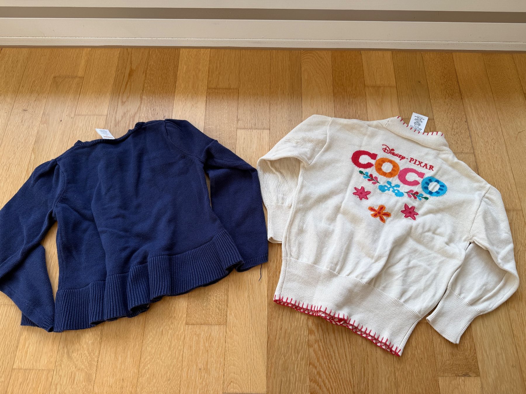Maglioni & Felpe: Pullover - Grösse 104 (4 Jahre) - Disney Coco – Usato da Baden venduto da polveres 1
