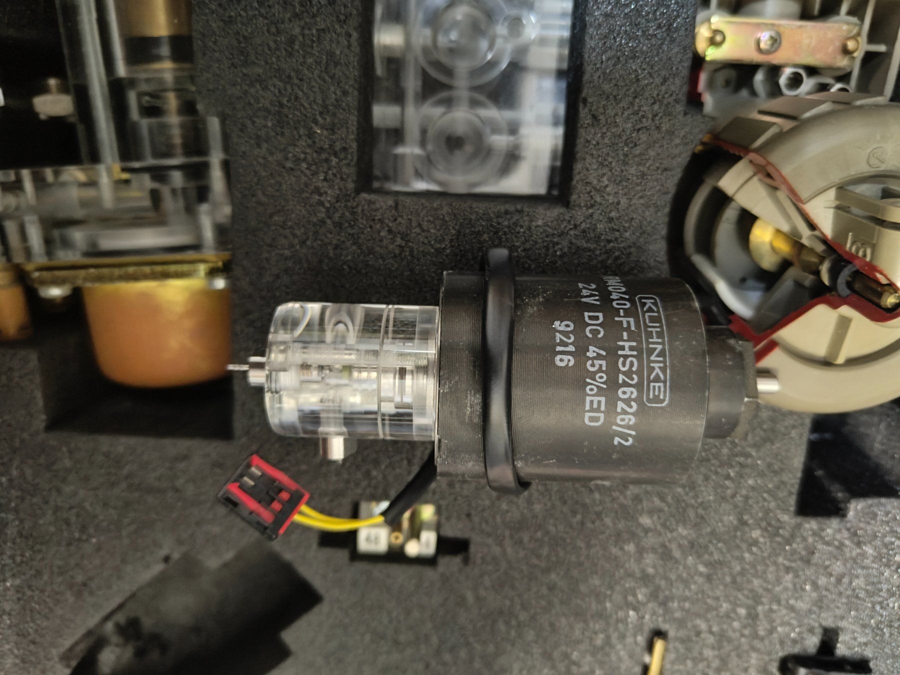 Componenti elettronici: Kuhnke Schnittmodel Pneumatik/Hydraulik Magnetventil – Usato da Zürich venduto da User24 1