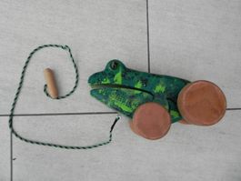Holz Frosch Nachziehtier Holzspielzeug Kinder