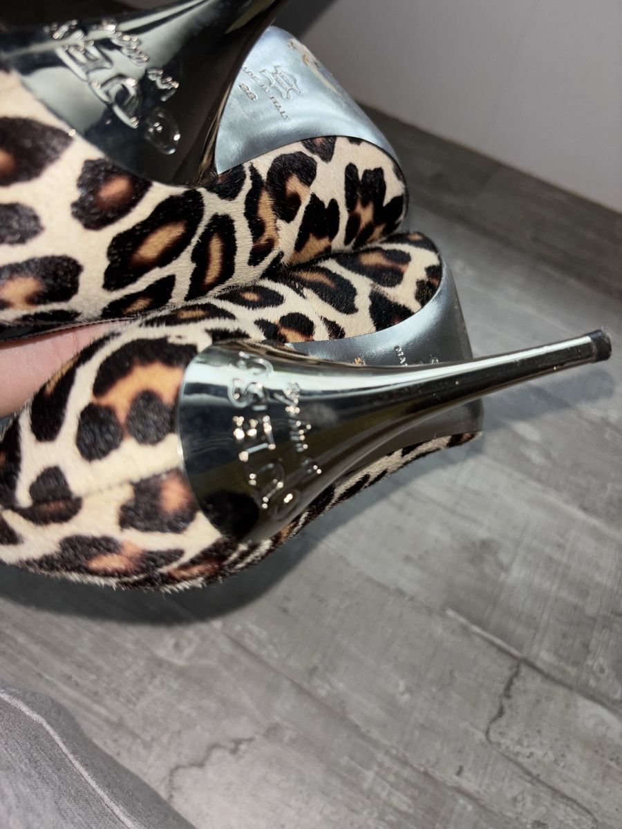 Scarpe da donna: Escarpins Guess – Usato da Carouge GE venduto da lia_t7zd 7