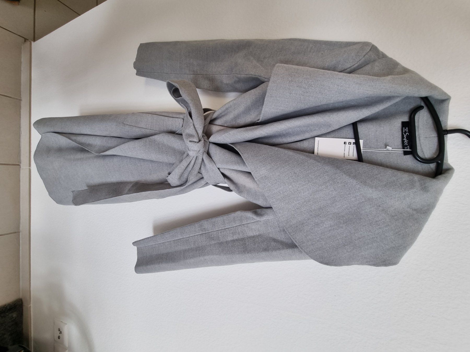 Cappotti: Trenchcoat in Grau Neu! Gr L – Nuovo (secondo la descrizione) da Bassersdorf venduto da Sandy456 4