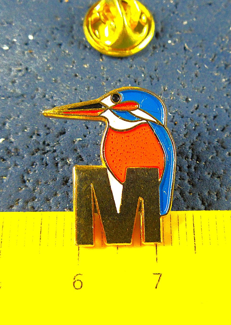 Swiss Plaketten & Abzeichen: MIGROS EIS VOGEL PIN GOLDIG – Gebraucht aus Ettingen von Hausi4711