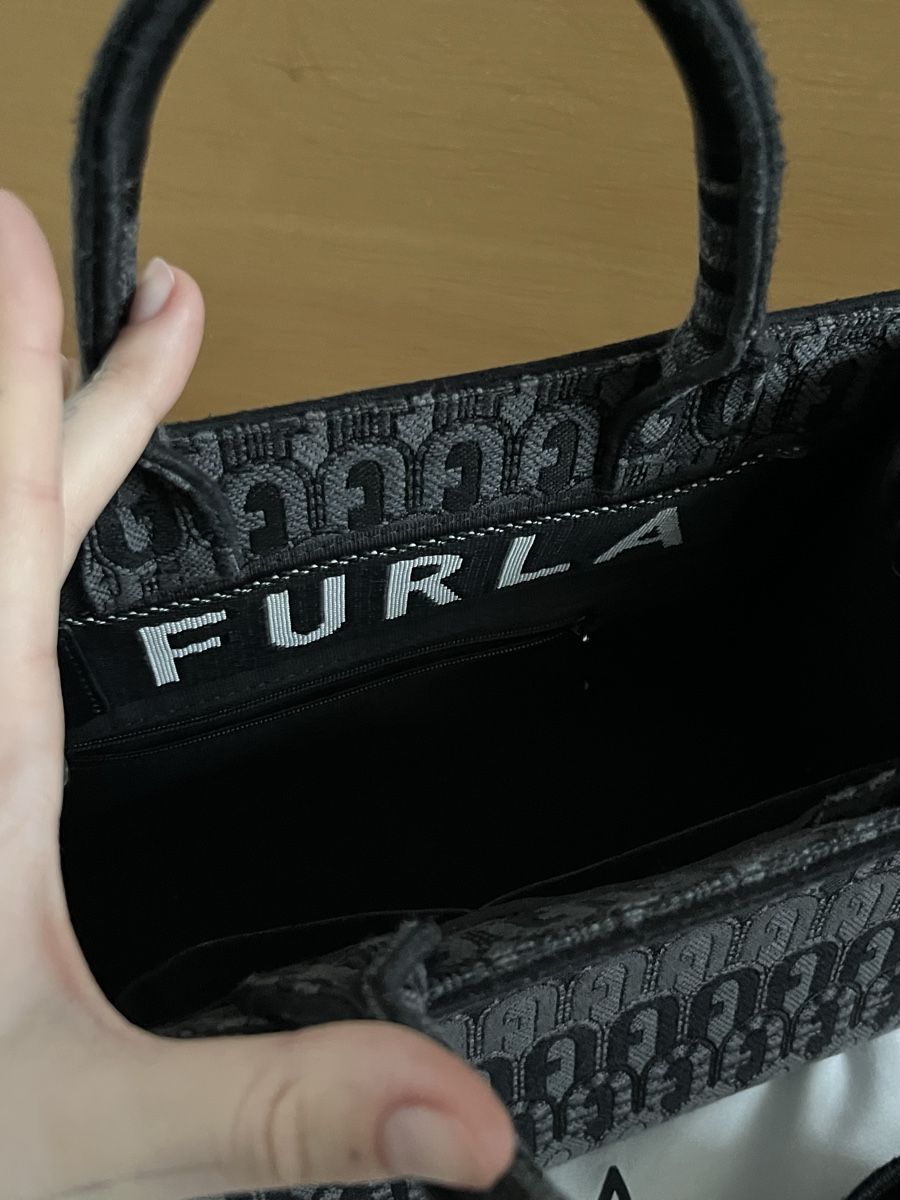 Borse da donna: Furla Opportunity Tote S – Nuovo (secondo la descrizione) da St. Gallen venduto da sch_th5c 5