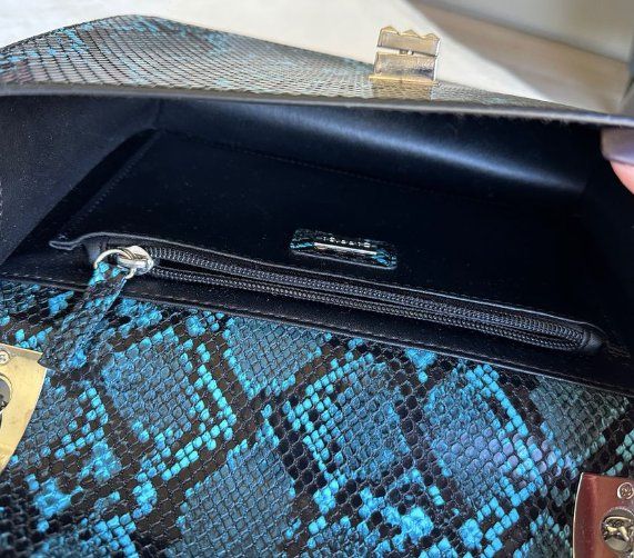 Taschen für Damen: Tasche und Gürtel Schlangenoptik - Caprisa – Gebraucht aus Jonen von Lux.K. 2