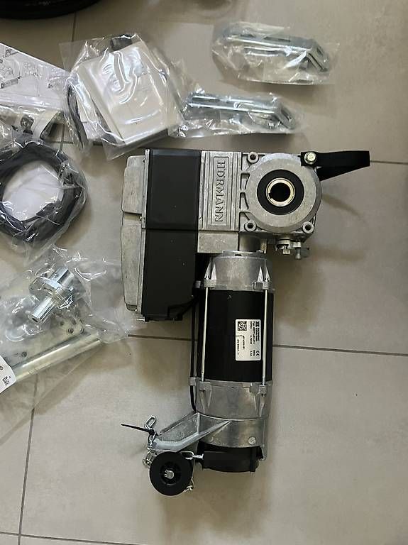 Hörmann Sonstiges Elektromaterial: Kit motorisation Hormann 560 – Gebraucht aus Chavornay von rob_hpk6 1