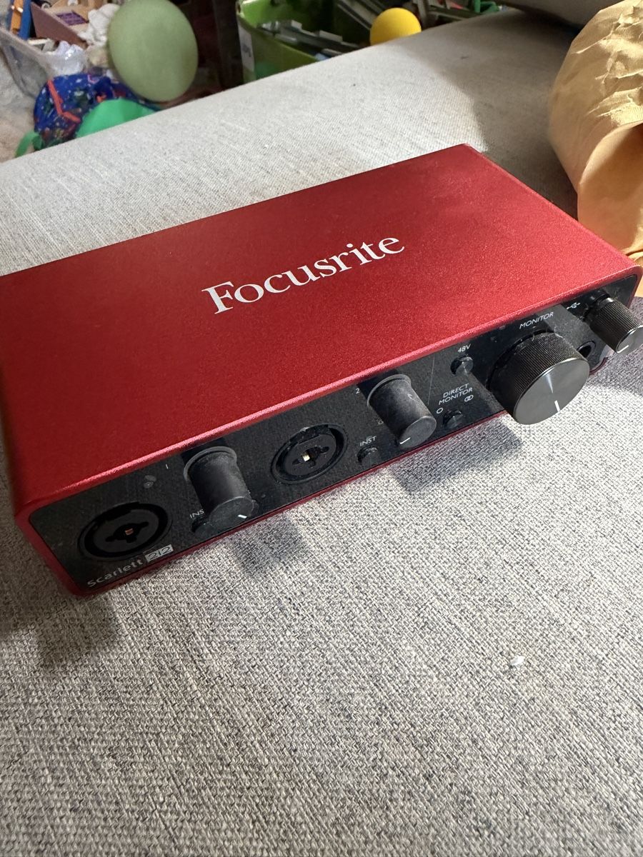 Focusrite Verstärker: Focusrite Scarlett 2i2 (3rd gen) – Gebraucht aus aubonne von x_yz