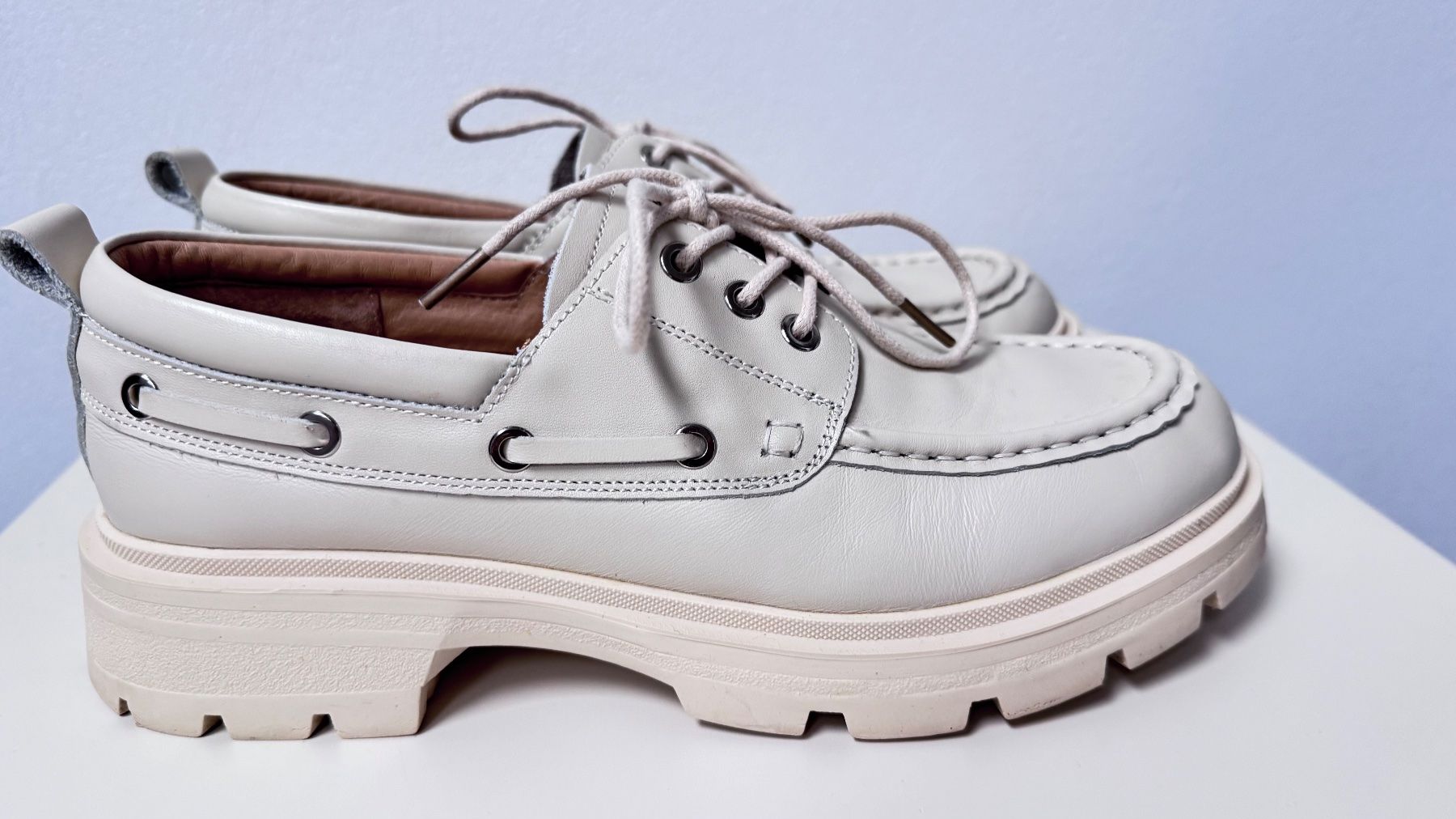 Scarpe da donna: Leder Loafers Damen Gr.40 – Usato da Solothurn venduto da Manjascha