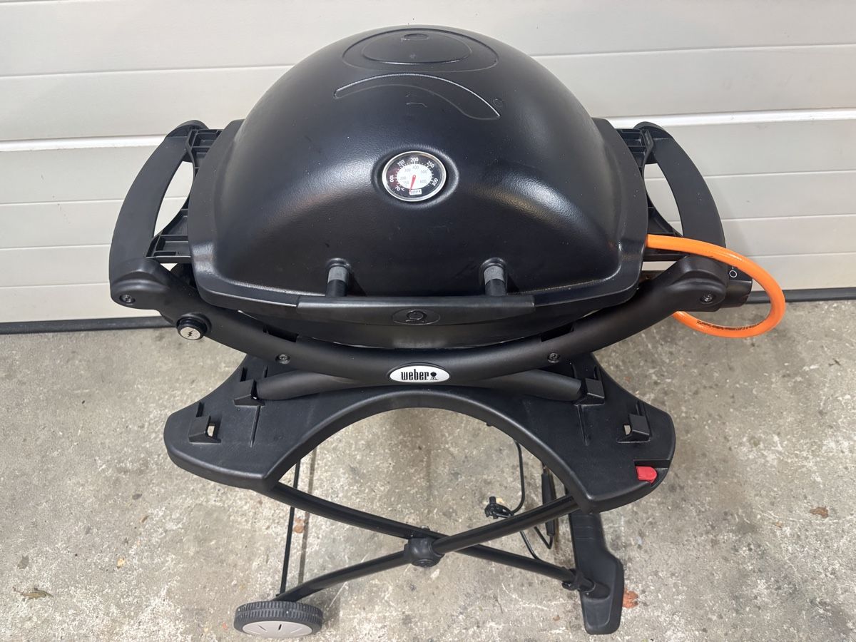 Weber Griglie: Weber Gasgrill Q1200 – Usato da Mümliswil venduto da Stormorange 3