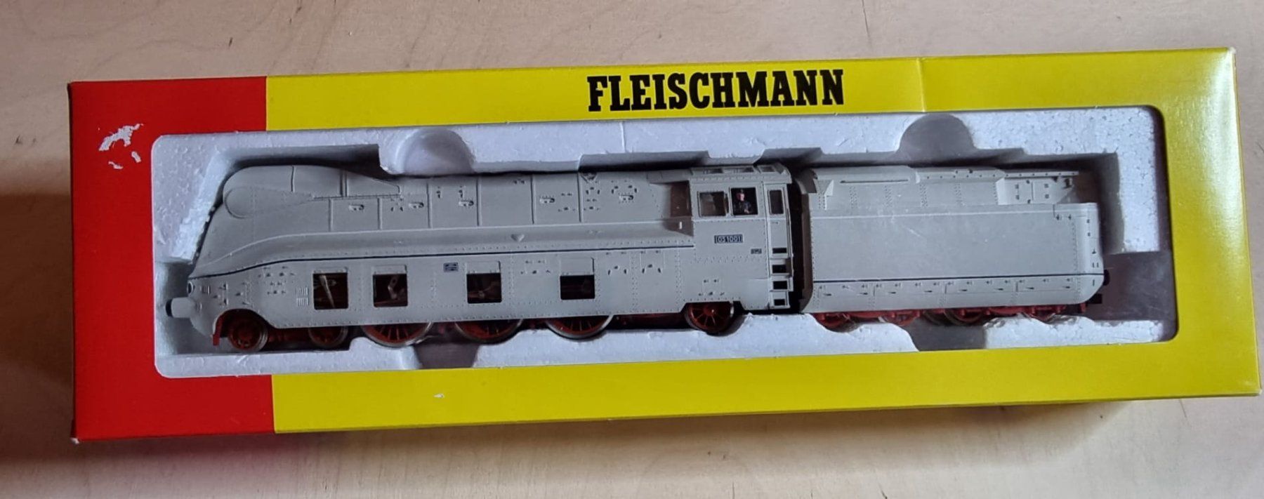 Fleischmann Modellini di ferrovie: BR 03 1001 grau Fleischmann – Usato da Sattel venduto da B7u 5
