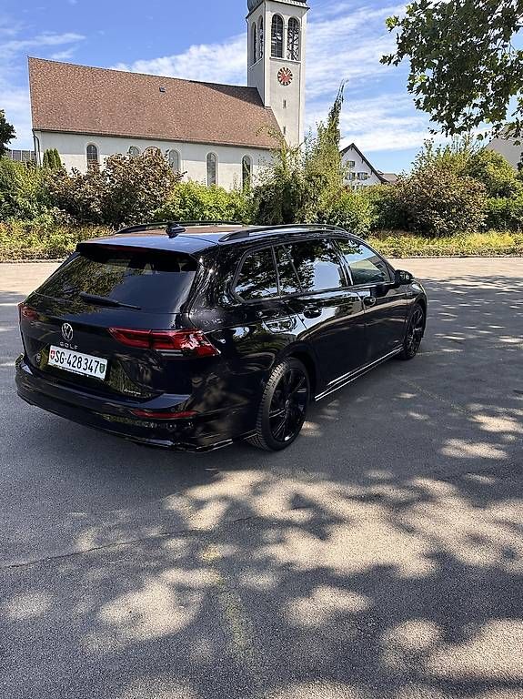 VW Autos: VW Golf R Line Variant – Gebraucht aus St. Gallen von Janeli. 3