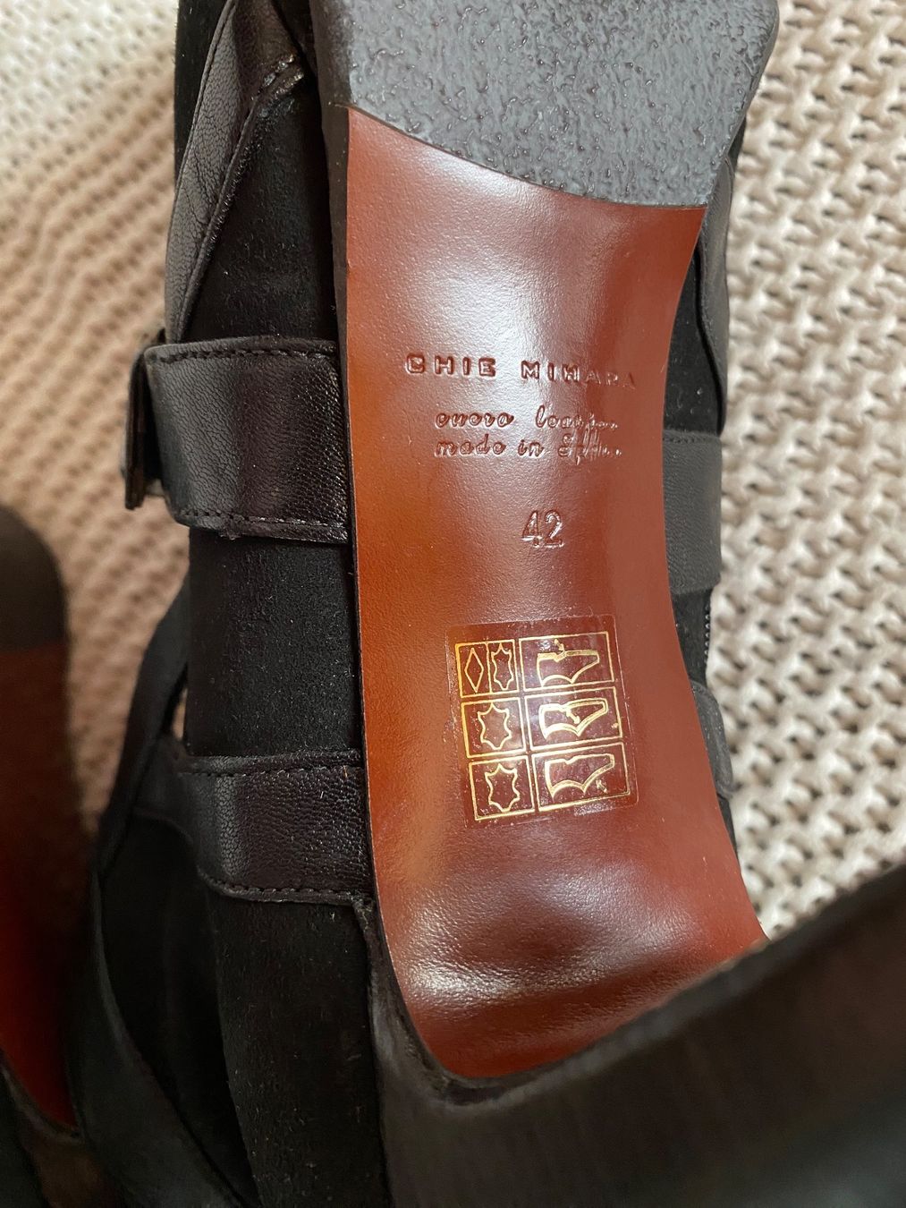Chie Mihara Scarpe da donna: Bottines en cuir Chie Mihara 41 – Usato da Geneve venduto da Monthoux13 1