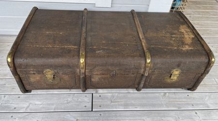 Antike Truhe aus Grossmutters Zeiten - Vintage Look