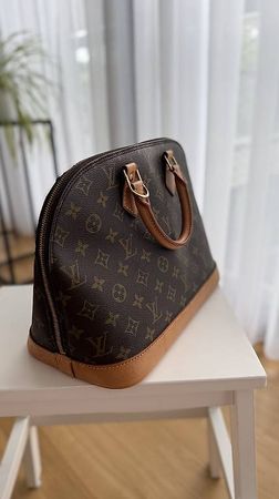 Louis Vuitton Alma Monogram