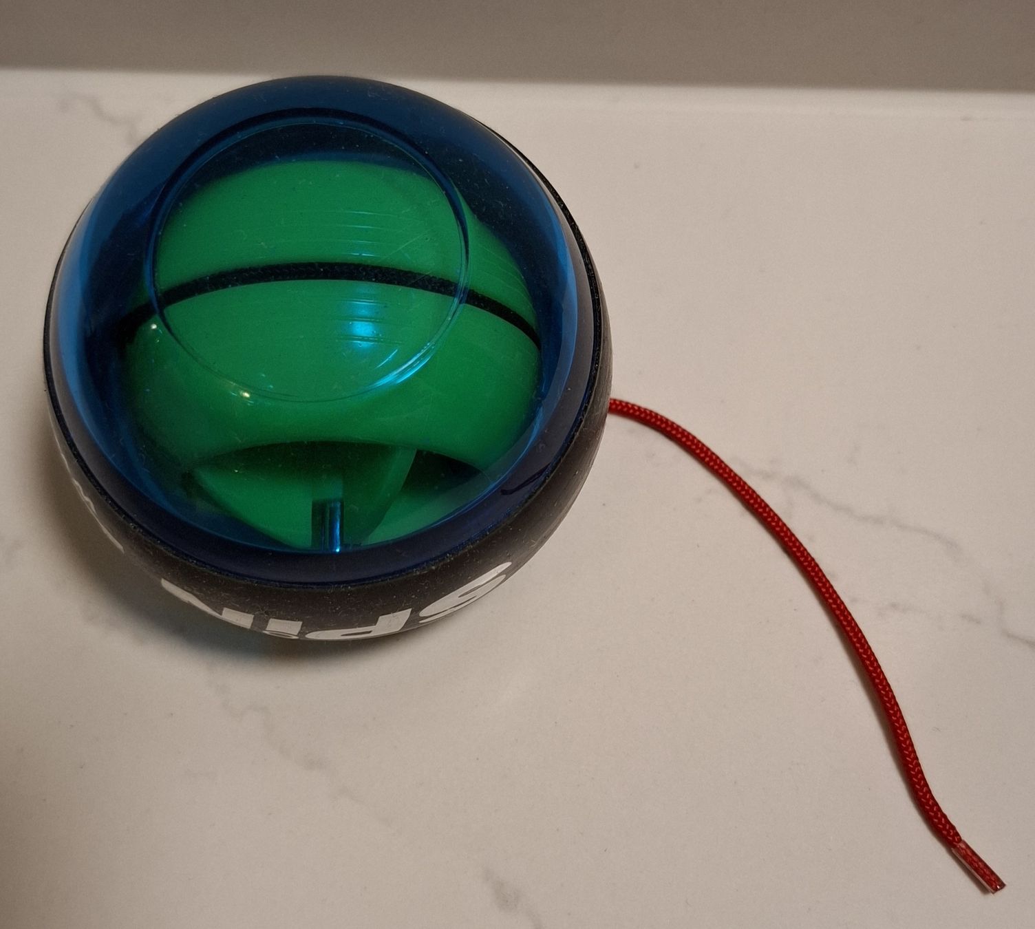 Hometrainer: Spin Ball - Der ultimative Handtrainer – Nuovo (secondo la descrizione) da Pagig venduto da Spring14 4