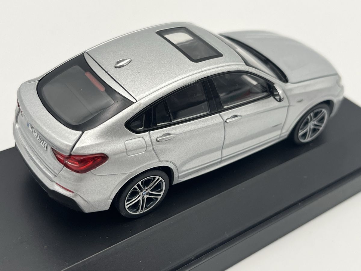 BMW Modellini d'auto: BMW X4, 1:43 – Usato da Broc venduto da Jenson7 2