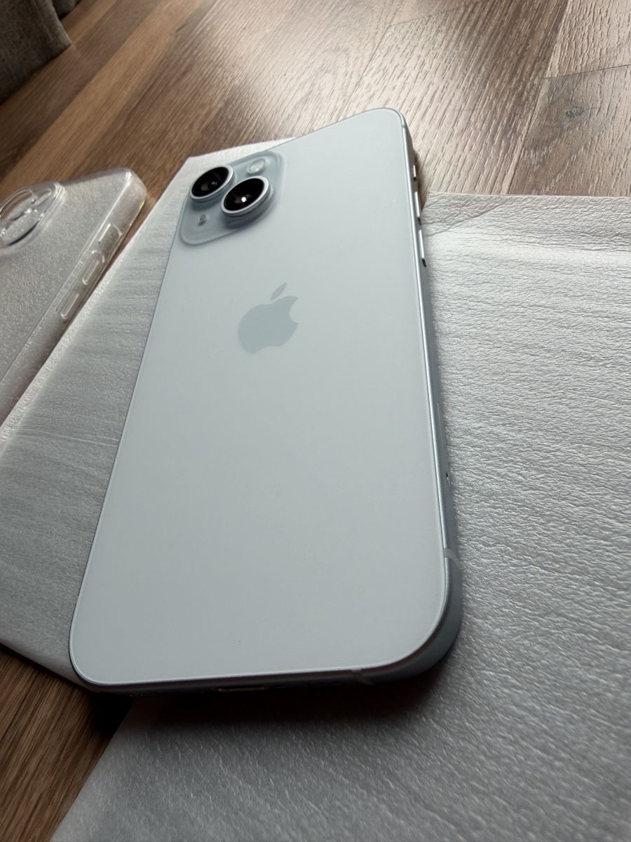 Apple Telefoni cellulari / Smartphones: Apple iPhone 15, 256GB – Usato da Gordola venduto da val_bp67 2