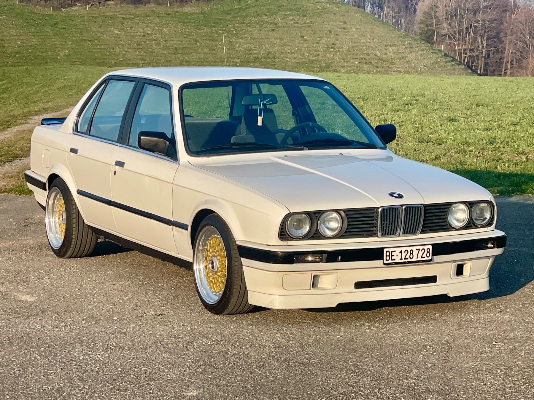 BMW Automobili: BMW E30 1989 128tkm – Usato da Belp venduto da Detailfreak 4