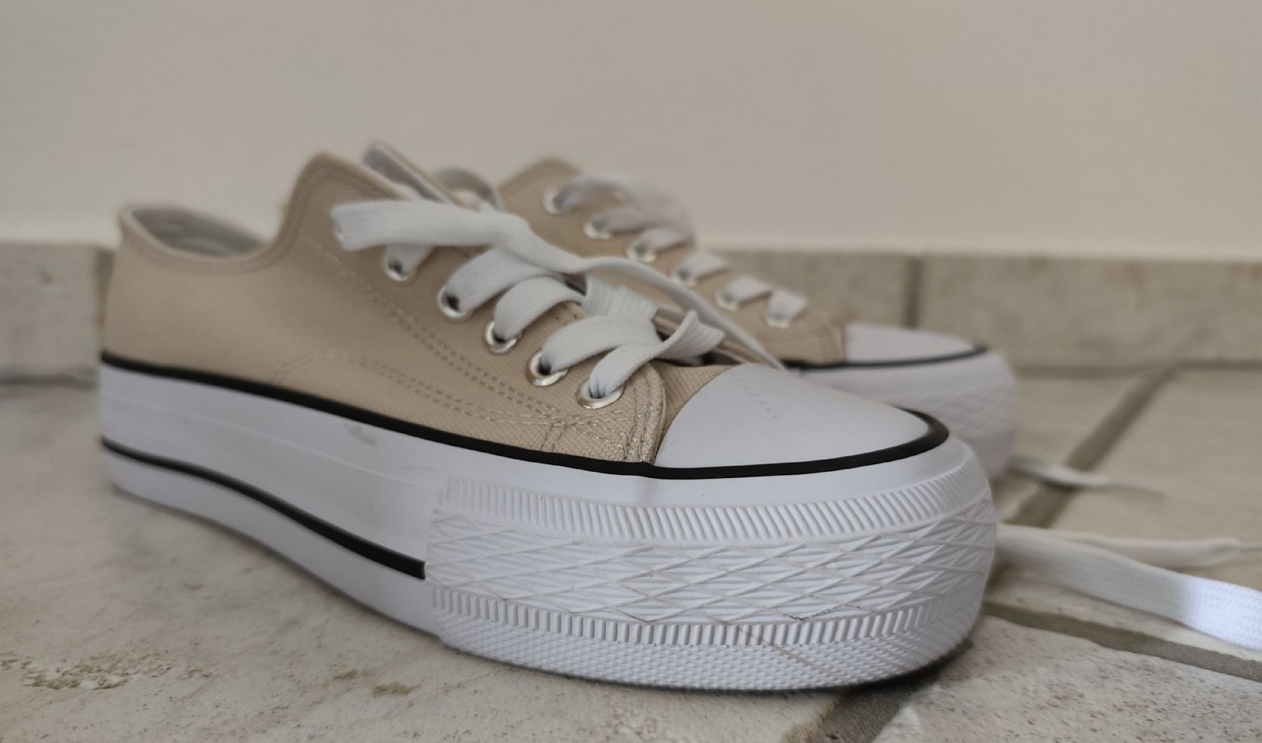 Graceland Scarpe da donna: Graceland Sneaker – Usato da Chur venduto da Rodanisa 3