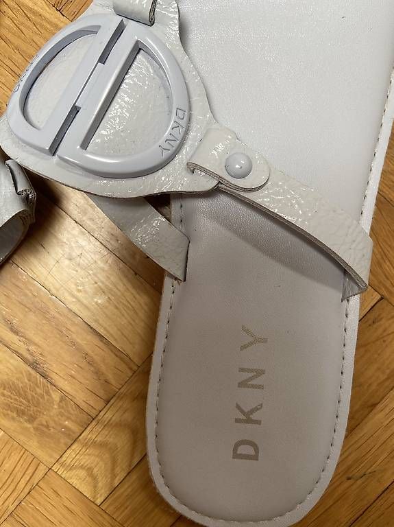 DKNY Scarpe da donna: DKNY sandalen gr 38 – Nuovo (secondo la descrizione) da Basel venduto da vla_6zt2 1