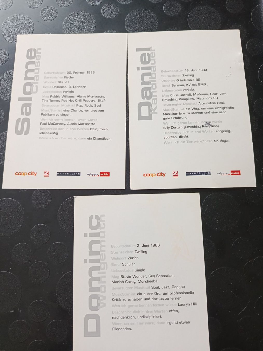 Autogramme: Music Star  - 3x handsigniert – Gebraucht aus Menziken von Artographs 1