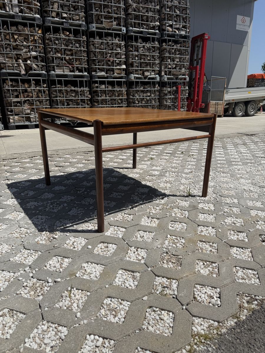 Tische: Table basse carrée Ole Wanscher – Gebraucht aus Arnex-sur-Orbe von Tutu1037 2