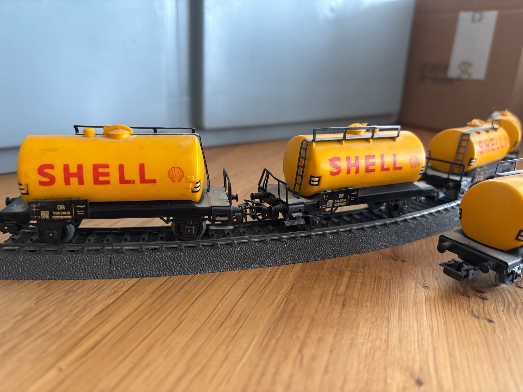 Märklin Modellini di ferrovie: 5x Güterwagen Shell - Märklin – Usato da Bremgarten AG venduto da Trombone98 1