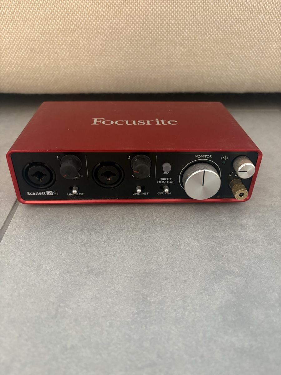 Focusrite Studioequipment: Focusrite Scarlett 2i2 USB Audiointerface 2nd Gen – Gebraucht aus Schleinikon von iva_p6jx 1