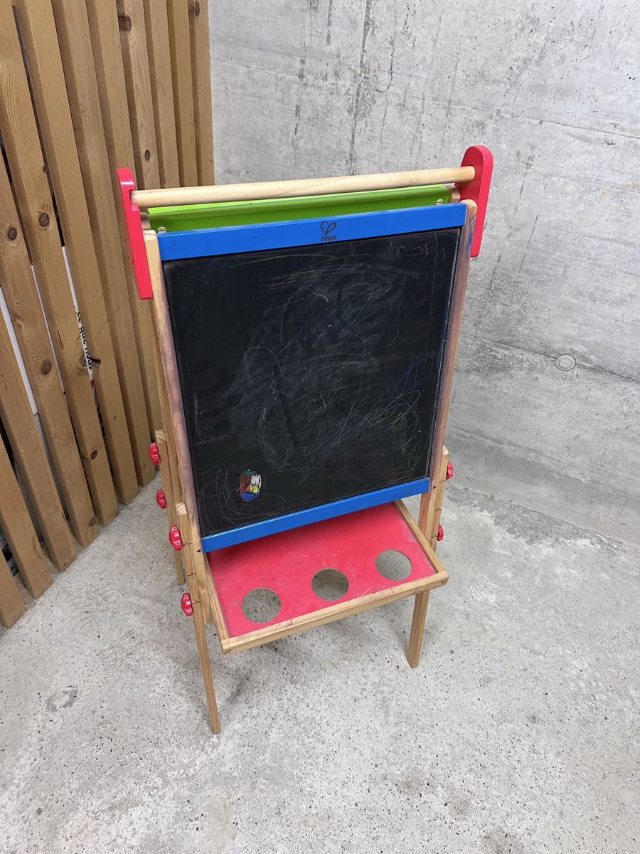 Cavalletti: Tableau double face Hape pour enfants – Usato da Prangins venduto da red_shoelace