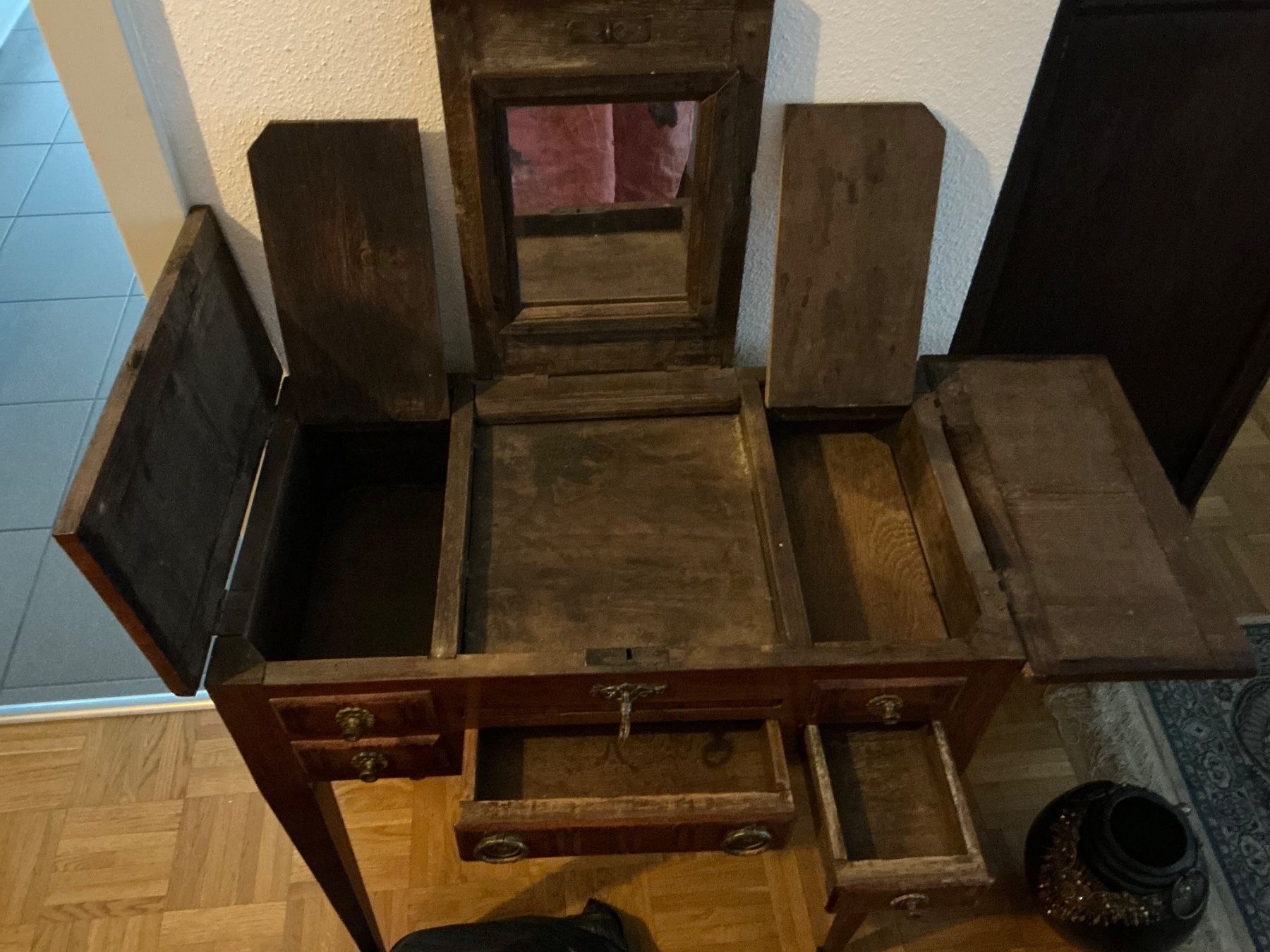 Schminktische: Coiffeuse style Louis XVI 19e – Gebraucht aus Aubonne von anisa75017 2
