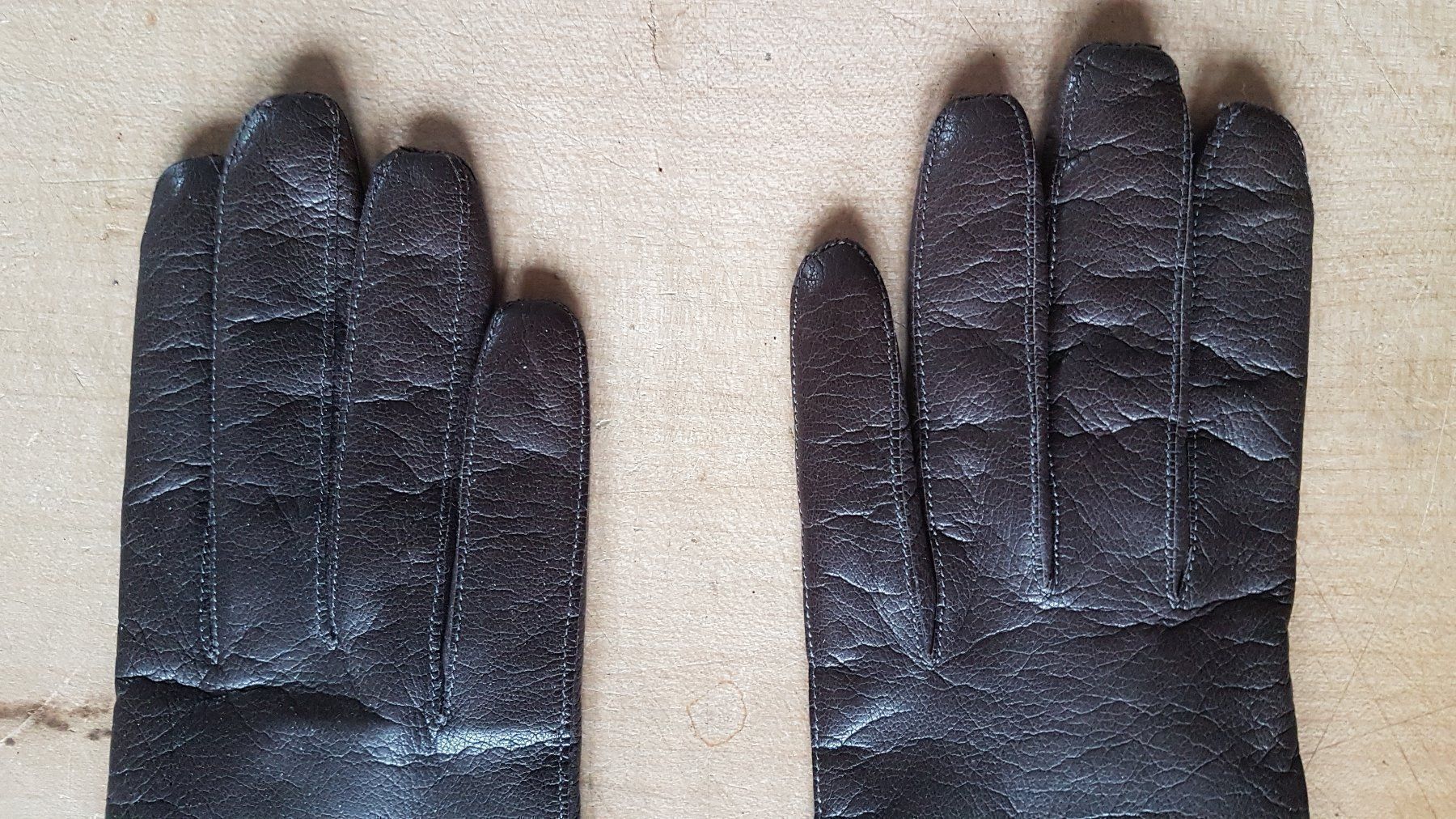 Guanti & manicotti: Feinste Lederhandschuhe, Handschuhe, NEU – Nuovo (secondo la descrizione) da Zürich venduto da Engiadinabassa 5