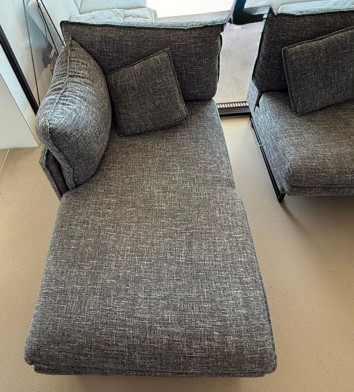 Gonser Sofas: Ecksofa Bouclé MARISA links grau – D'occasion à Weinfelden par ann_v2dp 2