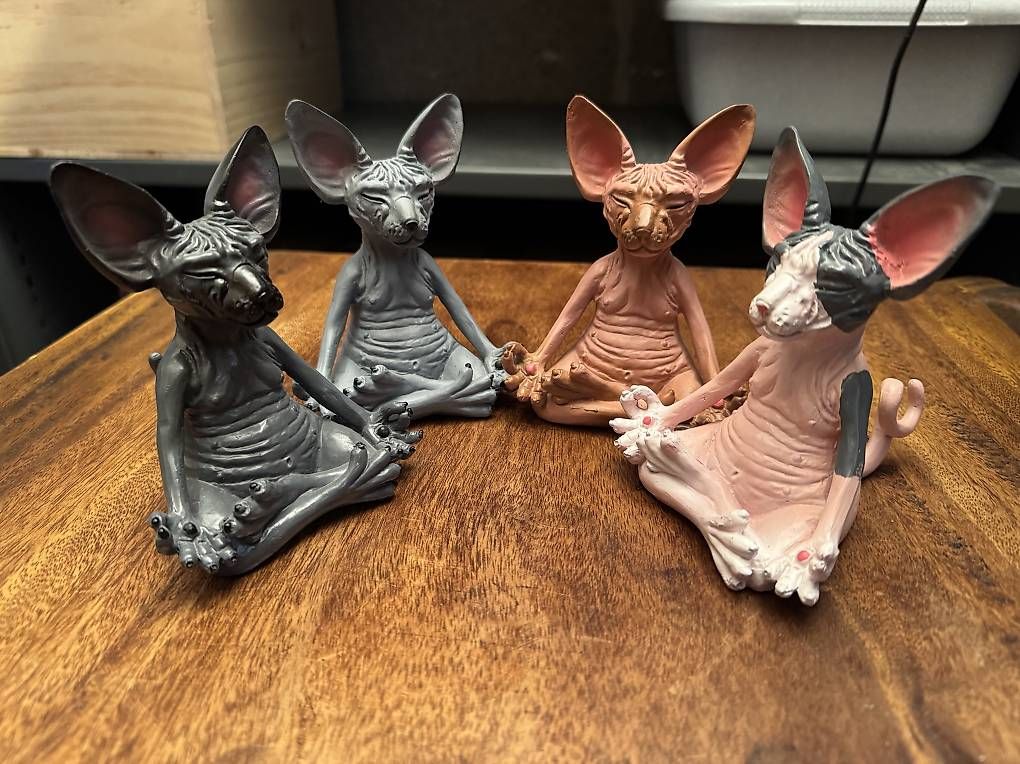 Statuette: Statuettes chat Sphynx en méditation 13 cm – Usato da Versoix venduto da Tamaze47
