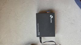 TP-Link MC220L Gigabit Ethernet Media Converter gebraucht